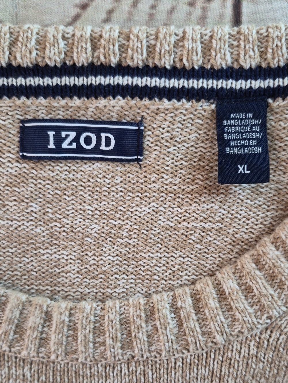 IZOD Sweater Tan Size XL - Picture 3 of 5